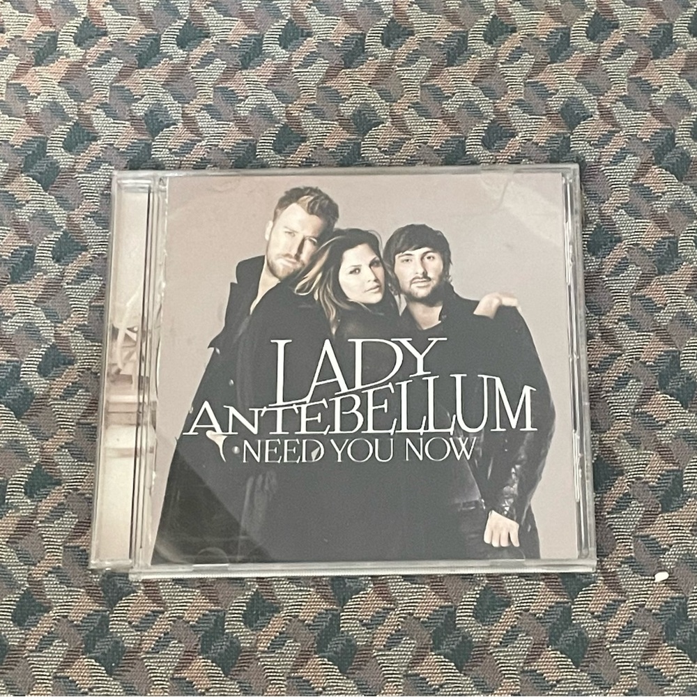 LADY ANTEBELLUM CD